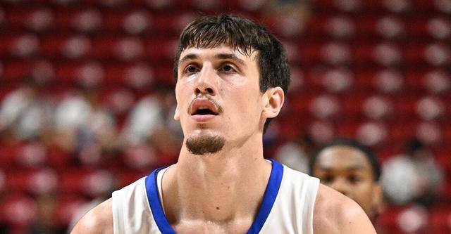 Scotto：快船与落选秀扎克-弗里曼特尔达成签约协议